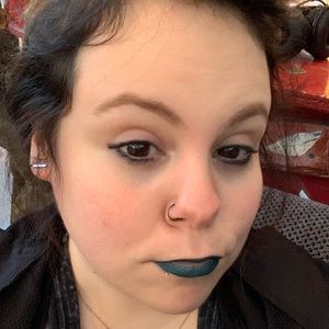 Meet your Posher, Bernadette